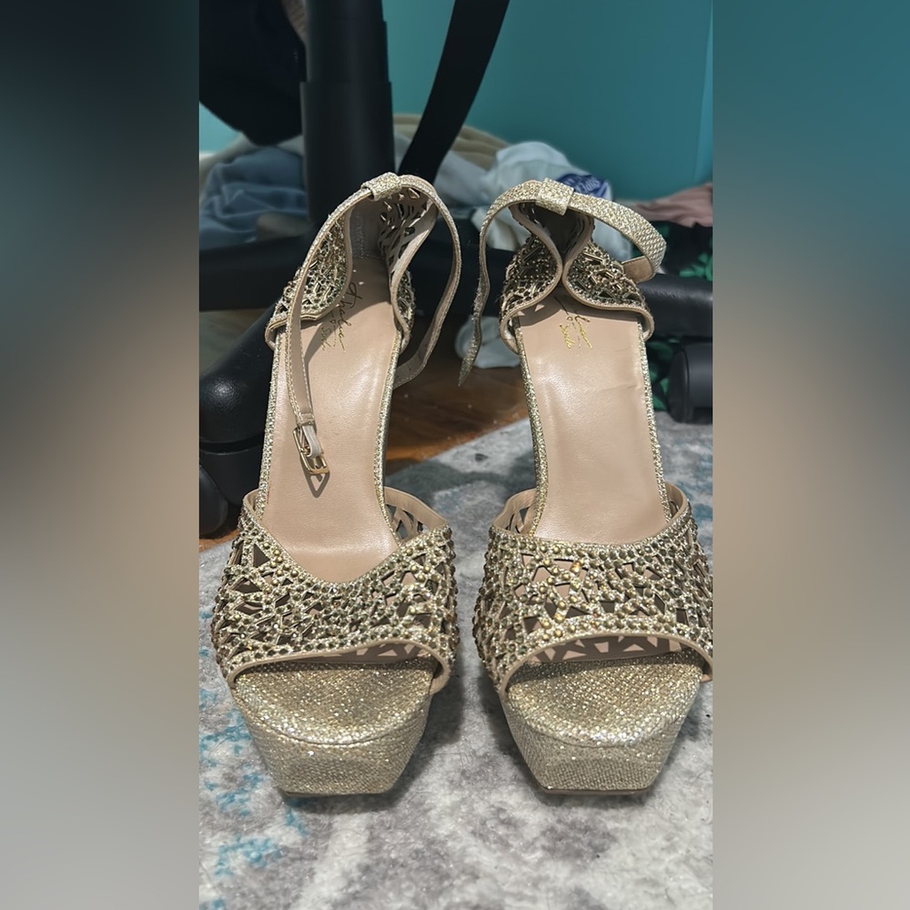 Thalia Soti Gold Stiletto Heels. Worn a few times, in otherwise good condition